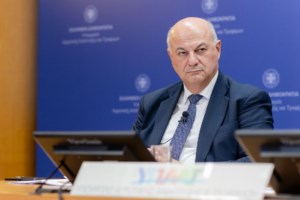 Τσιάρας: Η πόρτα του υπουργείου Αγροτικής Ανάπτυξης είναι ανοικτή για συντεταγμένο διάλογο με τους αγρότες