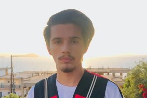 Θρίλερ στα Χανιά με τον θάνατο του 20χρονου: "Πώς ήταν ναυαγοσώστης αν είχε καρδιακό πρόβλημα; Σε βίντεο φαίνεται να τον χτυπάνε" - εικόνα 5