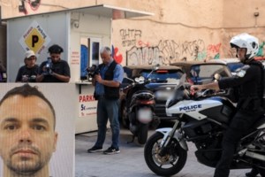 Πειραιάς: "Είχαμε χρόνια προστριβές, έκλειναν τους δρόμους" - Τα πρώτα λόγια του 68χρονου φονιά- Παράνομη η καραμπίνα - εικόνα 2