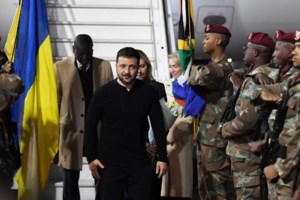 Ζελένσκι: Οι ειρηνευτικές συνομιλίες ήταν "εποικοδομητικές" - Δεν βλέπει ενδείξεις για ισχυρή πίεση των ΗΠΑ στη Ρωσία