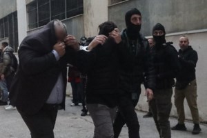 ΟΠΕΚΕΠΕ: Στην Ευελπίδων οι κατηγορούμενοι από την Κρήτη για να απολογηθούν [βίντεο]