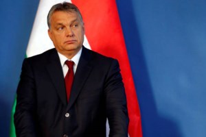 Την αποβολή Όρμπαν από το ΕΛΚ ζητά ο Μητσοτάκης και άλλοι 11 αρχηγοί κομμάτων