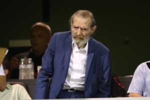 Γιώργος Βαρδινογιάννης: Από την κατεχόμενη Κρήτη και το ταξίδι με 10 δολάρια στην τσέπη, έως τις θάλασσες του κόσμου