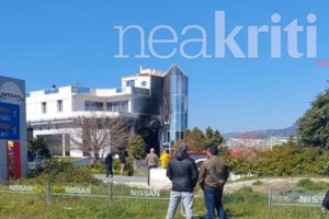 Συναγερμός στην Πυροσβεστική για φωτιά στους Αμπελόκηπους - Υπέστη εγκαύματα νεαρή γυναίκα