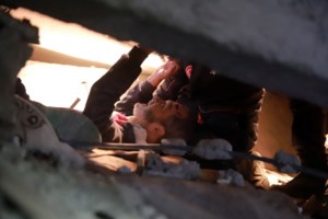 Οργή στην Τουρκία για τα "χάρτινα" κτίρια: Στο στόχαστρο ο Ερντογάν και 5 κατασκευαστικές - εικόνα 4