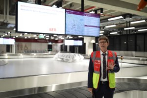 Ανεγκρετ Κραμπ-Καρενμπάουερ: Η υπουργός Άμυνας της Γερμανίας είναι η πιο πιθανή διάδοχος του Στόλτενμπεργκ - εικόνα 2