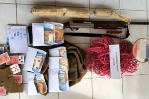 Χαλκίδα: Έφοδος αστυνομικών με Εισαγγελέα σε ρεβεγιόν με 10 άτομα - Συνελήφθη ο ιδιοκτήτης - Πρόστιμα 5.700 ευρώ