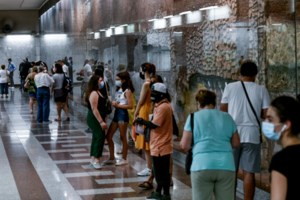 Βατόπουλος: Τα τεστ δεν προσφέρουν 100% ασφάλεια - Δεν έχει φύγει από το τραπέζι το γενικό lockdown