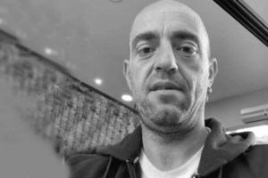 Αρκαδία: Συγκλονίζει η επιβάτιδα του λεωφορείου που κρεμόταν στον γκρεμό - "Είπα εδώ πέθανες τώρα, ό,τι έζησες έζησες" - εικόνα 2