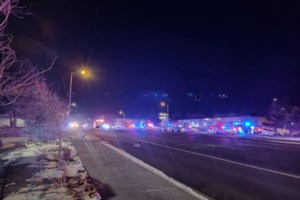 Αδιανόητη δήλωση από τον πορνοστάρ πατέρα του μακελάρη στο gay club του Κολοράντο: Ευτυχώς ο γιος μου δεν είναι gay - εικόνα 5