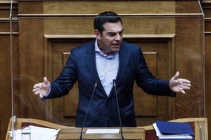 Τσίπρας στο Λαϊκό: Η συλλογική Ανάσταση θα έρθει με αγώνες και διεκδικήσεις