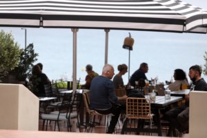 Κορονοϊός: "Βράζουν" πέντε περιοχές της χώρας - Ποιες έχουν τα υψηλότερα ποσοστά στον δείκτη θετικότητας - εικόνα 5