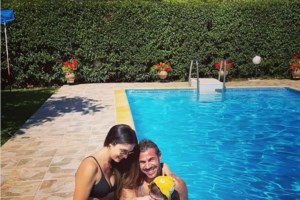 Η επίσκεψη στο γραφείο που "έλιωσε" τον Ακη Πετρετζίκη [Εικόνα] - εικόνα 3