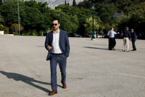 Ο Τσίπρας στα ...αγγλικά για την δίωξη Τουλουπάκη: Unacceptable - Ντροπή, διώκουν όποιον δικαστή ερευνά τα σκάνδαλά τους