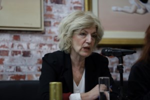 Τσακλόγλου: Σάλος και συγγνώμη μετά τις δηλώσεις του για τους δικηγόρους - "Γιατί δεν πάει να δουλέψει ντελιβεράς;" [βίντεο]