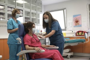 Στο "κόκκινο" η Πάτρα: Γέμισε η κλινική Covid στο Ρίο - Μπαράζ νέων κρουσμάτων - Επιστολή Δημάρχων στον Χαρδαλιά - εικόνα 2