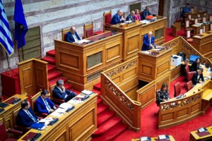 Κόντρα κυβέρνησης-ΣΥΡΙΖΑ για τη φέτα και το ελαιόλαδο: Τι ισχύει με τις τιμές - εικόνα 2