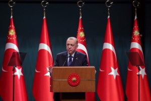 Τουρκία: Η οικονομία καταρρέει, αλλά για τον Ερντογάν είναι "θέλημα Αλλάχ" [Βίντεο]