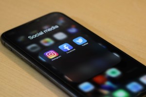 ΑΑΔΕ: "Ξεψαχνίζουν" 20 γνωστούς influencers - Παίρνουν έως 10.000 ευρώ για μια ανάρτηση αλλά δηλώνουν ψίχουλα στην εφορία