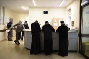 Μυτιλήνη: Σε αργία έξι ιερείς γιατί αρνούνται να εμβολιασθούν, αλλά θα παίρνουν τον μισθό τους κανονικά