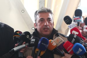 Λάβρος ο Λαζόπουλος κατά Μάνεση: "Η αθλιότητα είναι αθλιότητα, δεν έχει χρώμα χιούμορ" [βίντεο]