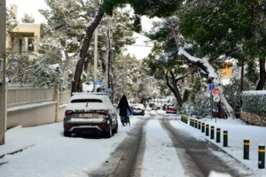 Καιρός: Αίθριος σήμερα, με τοπικές βροχές - Πώς θα κυλήσει το Σαββατοκύριακο
