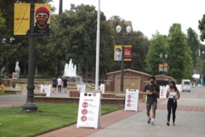 ΗΠΑ - Συνέδριο Δημοκρατικών: Ενός λεπτού σιγή για τον Τζορτζ Φλόιντ - Παρέμβαση του αδερφού του - εικόνα 4