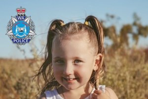 Κλίο Σμιθ: Με παγωτό στο χέρι και πλατύ χαμόγελο η 4χρονη "Μαντλίν της Αυστραλίας"- Δείτε το βίντεο από τη διάσωσή της - εικόνα 2