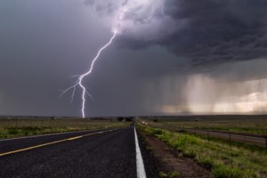 Σκόπελος: Ζητούν 1.000 ευρώ για νεκροψία από τον σύζυγο της γυναίκας που τη σκότωσε κεραυνός - εικόνα 2