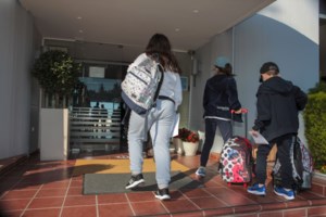 Κορονοϊός: Προς νέο ρεκόρ με πάνω από 50.000 κρούσματα - Βράζουν Αττική και Θεσσαλονίκη