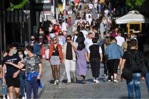 Υπ.Εργασίας: 80,5 εκατ. ευρώ θα μοιραστούν περισσότεροι από 695.000 δικαιούχοι - Τι πληρώνουν ΕΦΚΑ και ΟΑΕΔ