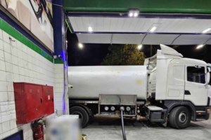 Καστοριά: Στο βυθό της λίμνης εντοπίστηκε 42χρονος που αγνοούνταν το τελευταίο 24ωρο - εικόνα 4