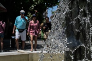 Καύσωνας ως 42 βαθμούς: Συνθήκες ακραίας ξηρασίας σε τέσσερις περιφέρειες [χάρτης] - εικόνα 2