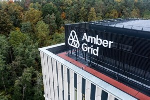 Λιθουανία: Τρομακτικές εικόνες από την έκρηξη αγωγού αερίου – Στα 50 μέτρα οι φλόγες [Βίντεο]