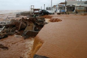 Συναγερμός στην Κρήτη: Βρέθηκε πτώμα σε παραλία της Χερσονήσου