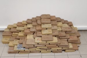 Το... βαπόρι για το Βέλγιο πιάστηκε στην Κόστα Ρίκα με δύο τόνους κοκαΐνης μέσα σε φορτίο ανανά