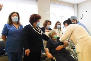 Εμβόλιο: 26 εκατ. δόσεις έχει εξασφαλίσει η Ελλάδα - Πότε, πόσες και από ποιες εταιρείες αναμένονται εμβόλια - εικόνα 3