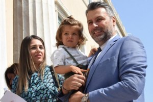 Η Βουλή συνεδριάζει σήμερα για την εκλογή προέδρου και αντιπροέδρων - Έρχεται μπλόκο στους Σπαρτιάτες