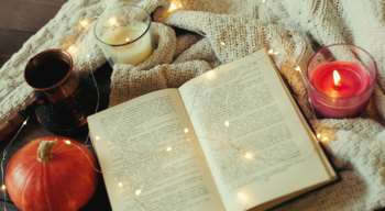 Αυτό το βιβλίο έχει γίνει viral στο TikTok και εξαντλείται από παντού - Γιατί το διαβάζουν όλοι