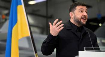 Δραματικό μήνυμα Ζελένσκι: Είμαστε μπροστά στο δίλημμα να χάσουμε τον βασικό μας εταίρο ή την αξιοπρέπειά μας