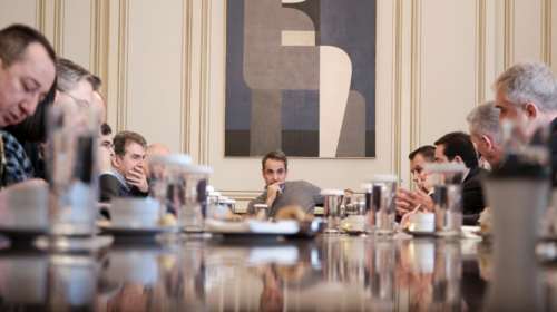 Κυβέρνηση: Αναλυτικά όλες οι διατάξεις της νέας ΠΝΠ - Ποιοι ενισχύονται οικονομικά