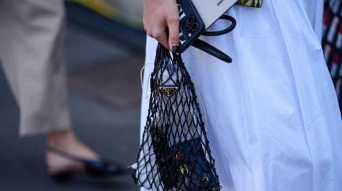 Moody 90s: H τάση στο μανικιούρ που θα βλέπουμε παντού από το φθινόπωρο