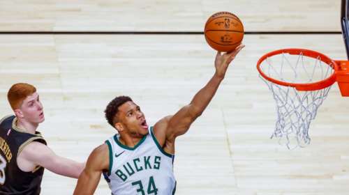 Μπακς – Πίστονς 114-93: Νέο ρεσιτάλ Γιάννη