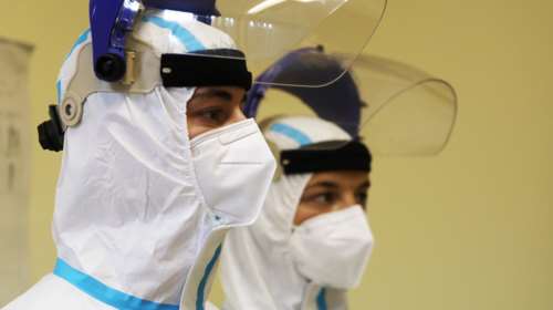 Κορονοϊός: Ένας στους πέντε ανθρώπους πάσχει από υποκείμενο νόσημα - Εξαπλάσιος ο κίνδυνος