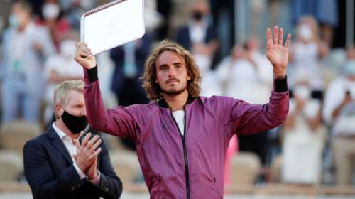 Μητσοτάκης σε Τσιτσιπά και Σάκκαρη: &quot;Η πορεία σας είναι απόδειξη του πόσα μπορεί να πετύχει κανείς με σκληρή δουλειά και αφοσίωση&quot;