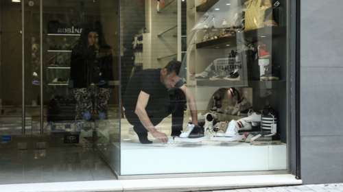 ΕΣΕΕ: Ενστάσεις για το άνοιγμα της πλειονότητας των εμπορικών καταστημάτων στις 11 και όχι στις 4 Μαΐου