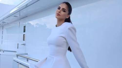 Η Αλεξάνδρα Νίκα μας αποκαλύπτει το αγαπημένο της πανωφόρι για φέτος