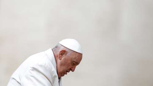 Νέο σχόλιο για τους ομοφυλόφιλους από τον Πάπα: "Καλά παιδιά, αλλά καλύτερα να μην μπαίνουν σε ιερατικές σχολές"