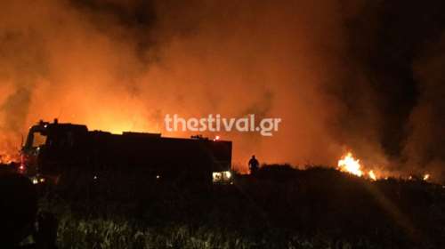 Θεσσαλονίκη: Υπό έλεγχο η φωτιά στον Εύοσμο - Προβληματισμός από δεύτερο εμπρησμό σε βιοτεχνία