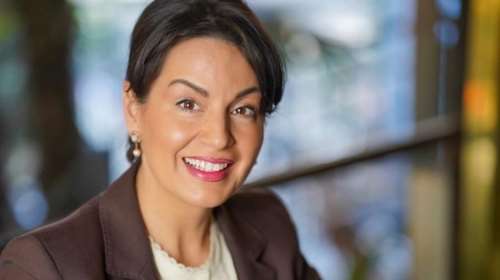 Μαρίνα Κοντοτόλη: Υποψήφια βουλευτής η σύντροφος Ραγκούση - Παράτησε το σχολείο στα 13 για να δουλέψει, το συνέχισε στα 38